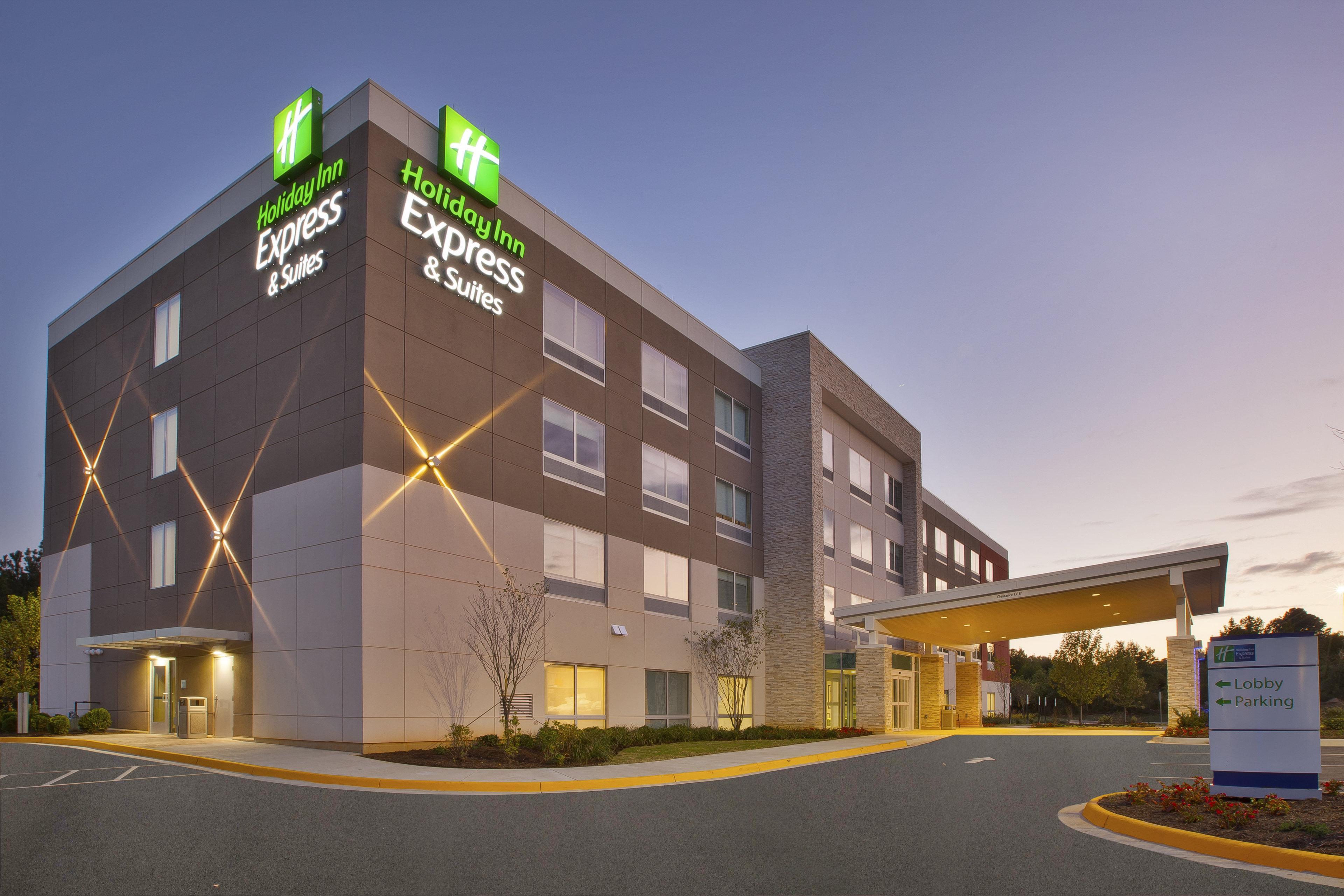 Holiday Inn Express And Suites South Hill By Ihg Zewnętrze zdjęcie